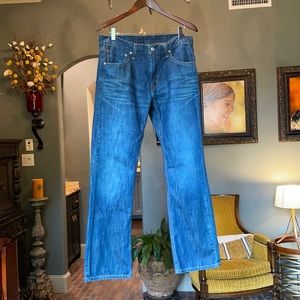 Men’s Levi’s 527